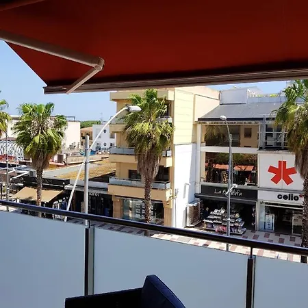 Seaside Terrace Apartment: Beachfront Living With City Views * Platja d'Aro