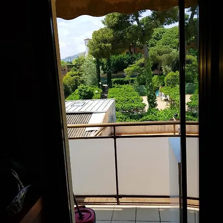 Seaside Terrace Apartment: Beachfront Living With City Views Apartment Platja d'Aro